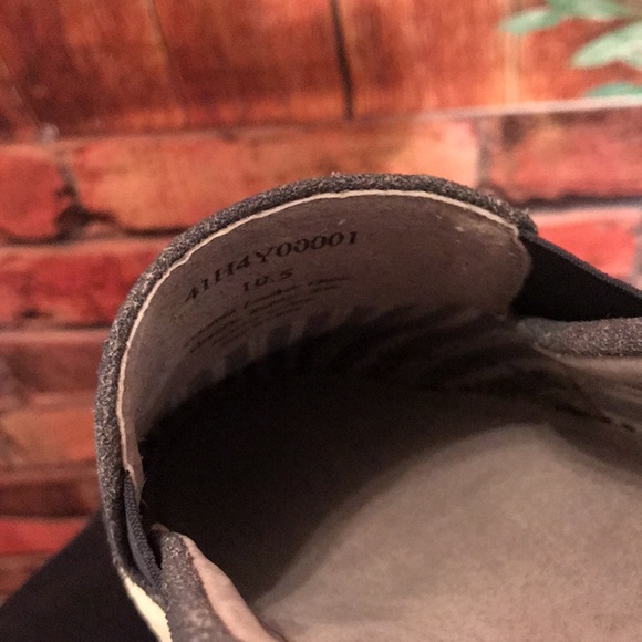 Joseph Abboud slipped on Casual - Picture 16 of 17